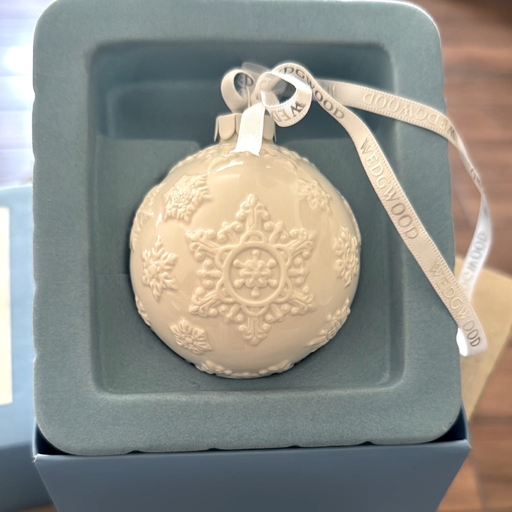 Wedgwood white Holiday Ornament Elegant Bauble Jasperware.